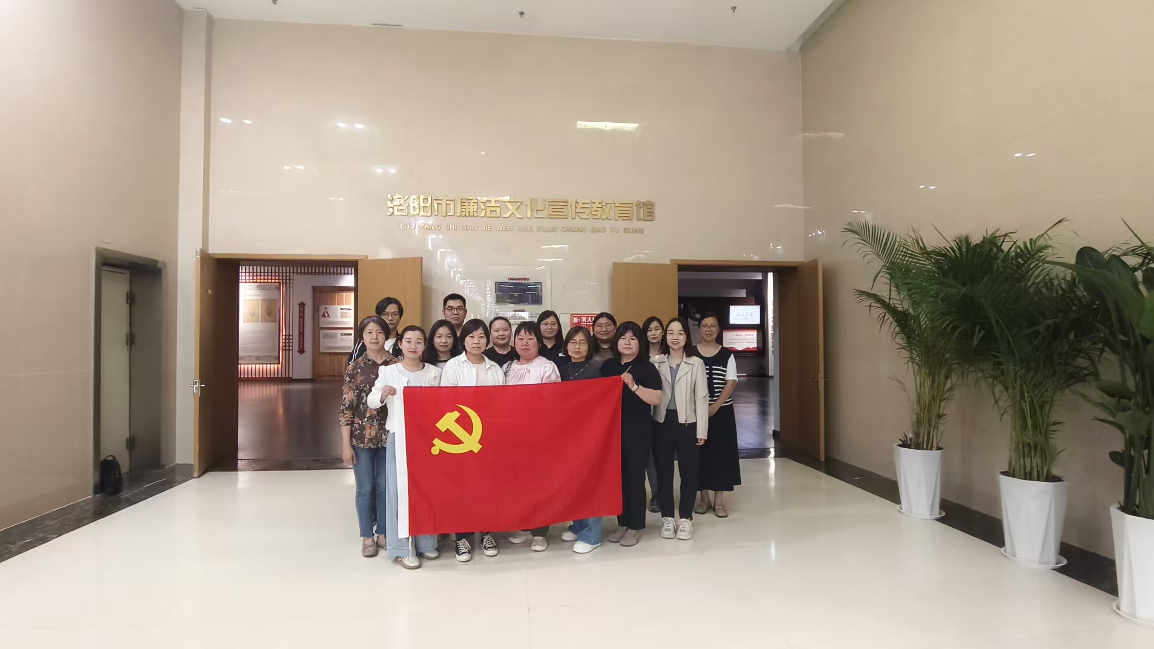 b58be0c8e5a340a2920f21da2b00941e.jpg