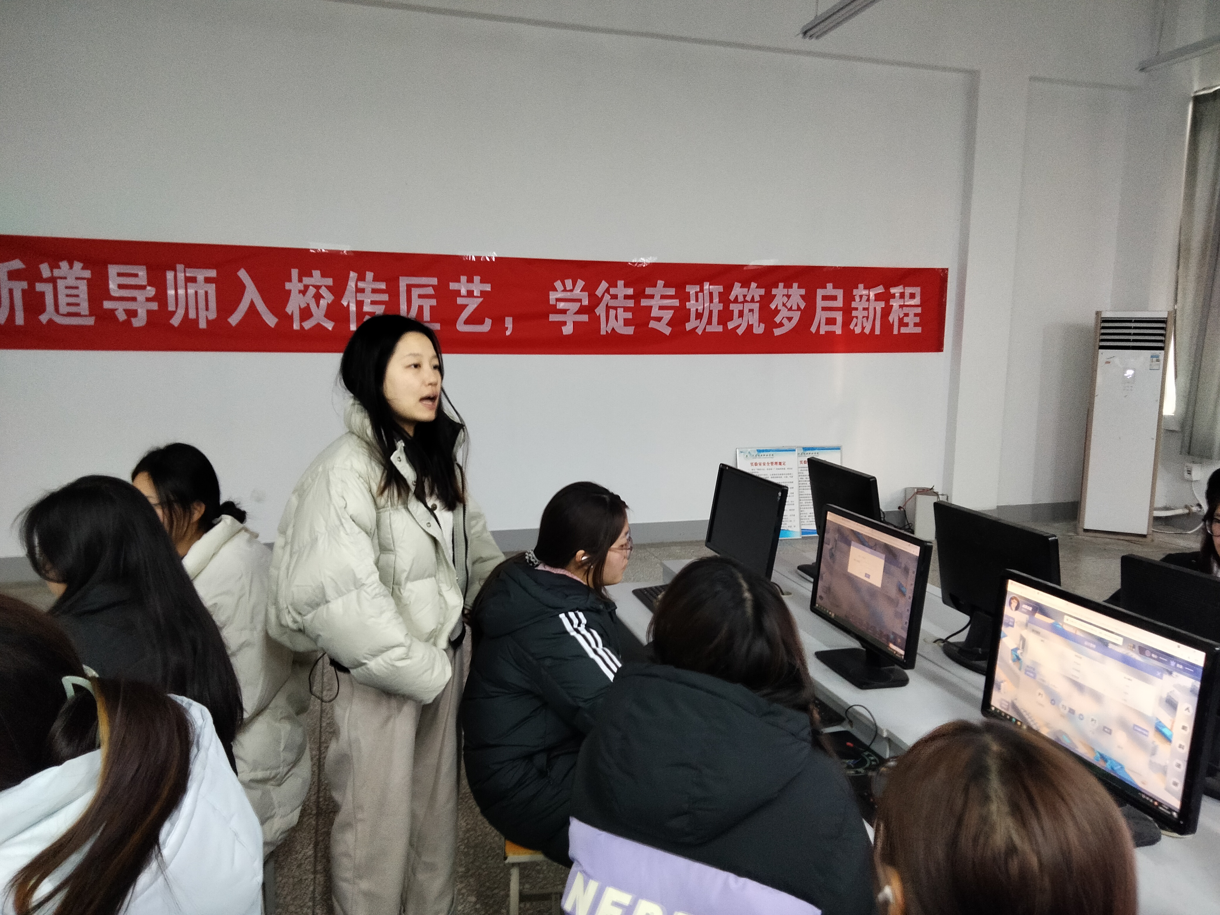 11a347d0b7864ae7bccdb91116d77ddd.png 11a347d0b7864ae7bccdb91116d77ddd.png