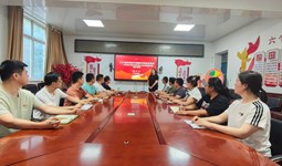 汽车工程学院教师党支部开展树立和践行正确政绩观专题党课