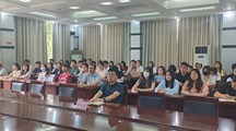 谈球吧组织观看河南省第二届青少年学生读书行动暨河南省中小学书香校园建设现场会