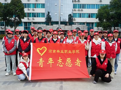 谈球吧志愿者获考生抖音点赞：这才是青春该有的模样！