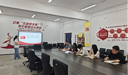 从四个故事中汲取力量——艺术学院学工党支部开展正确政绩观专题党课